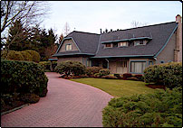 Driveway to house